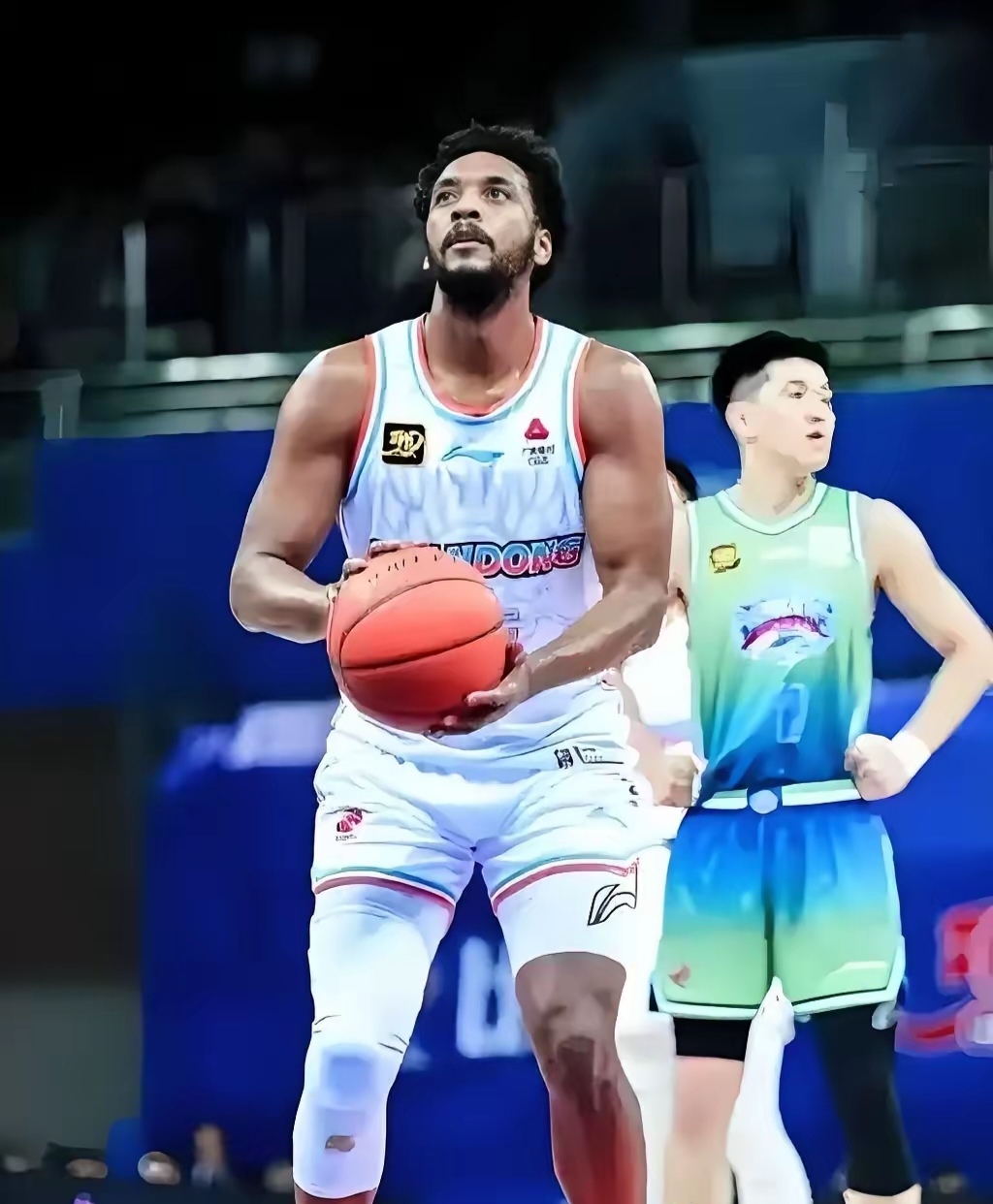 关于转会期辽宁本钢远射贴柱——NBA季后赛节点到来，媒体盛赞，数据趋势出现新变化的信息